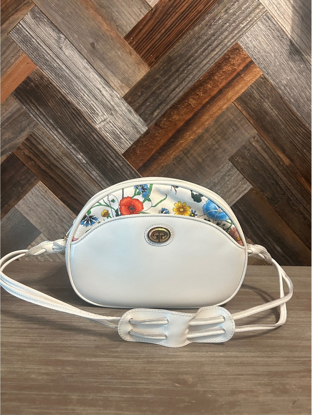 Vintage Gucci Flora Shoulder Bag